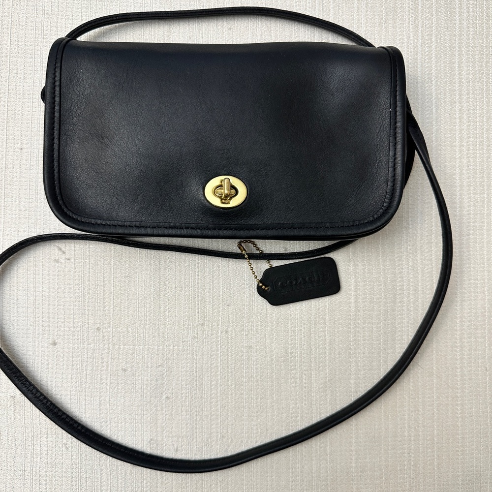 Vintage Coach Dinky Bag 9375 - year 2000